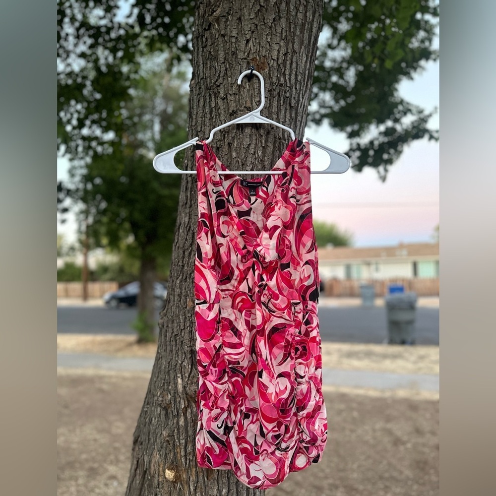 Chic Vintage Y2K Pink & Red Swirl Tank Top